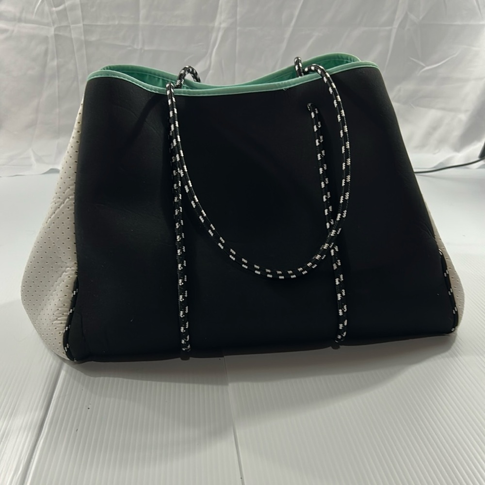 QOGIR Black,‎ White & Mint Women's Travel Bag